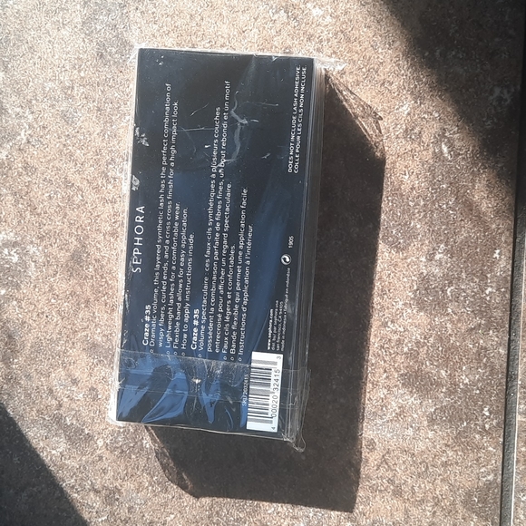 SEPHORA Collection Eyelashes - Picture 2 of 2